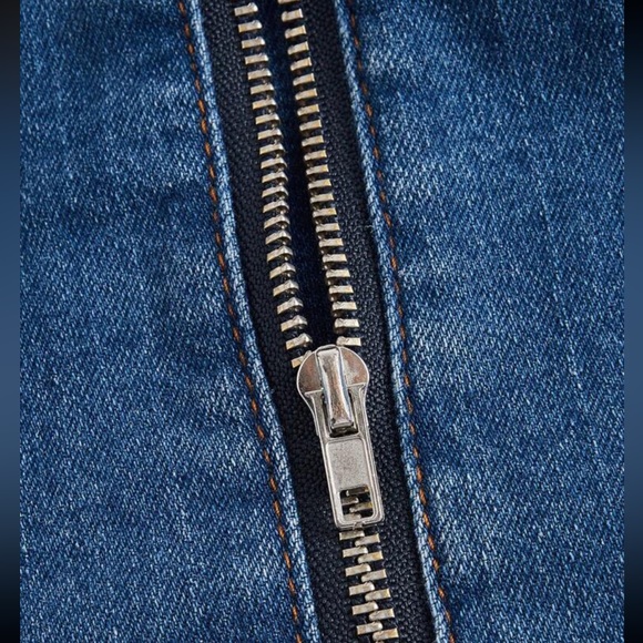 Croptop - Picture 6 of 6